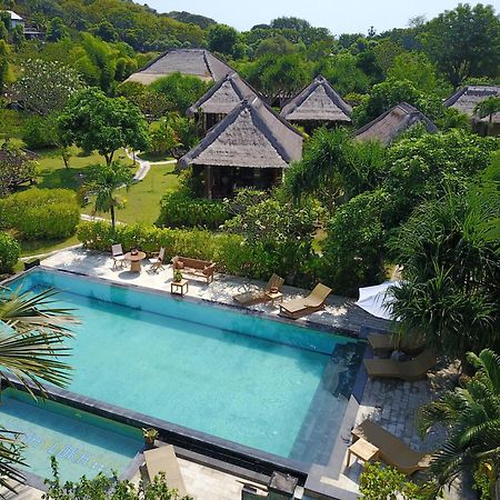 Sunia Loka Bungalows & Dive Center بيموتيران المظهر الخارجي الصورة