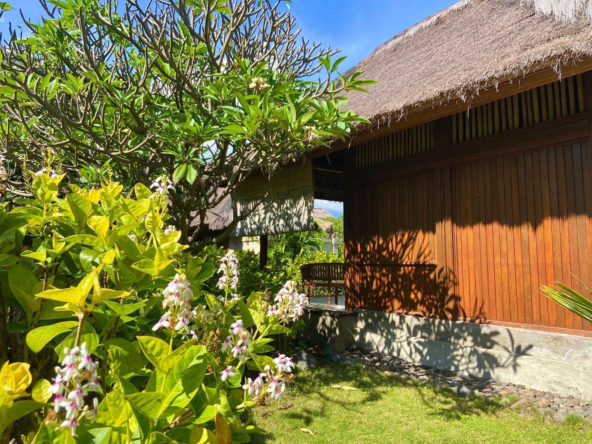 Sunia Loka Bungalows & Dive Center بيموتيران المظهر الخارجي الصورة