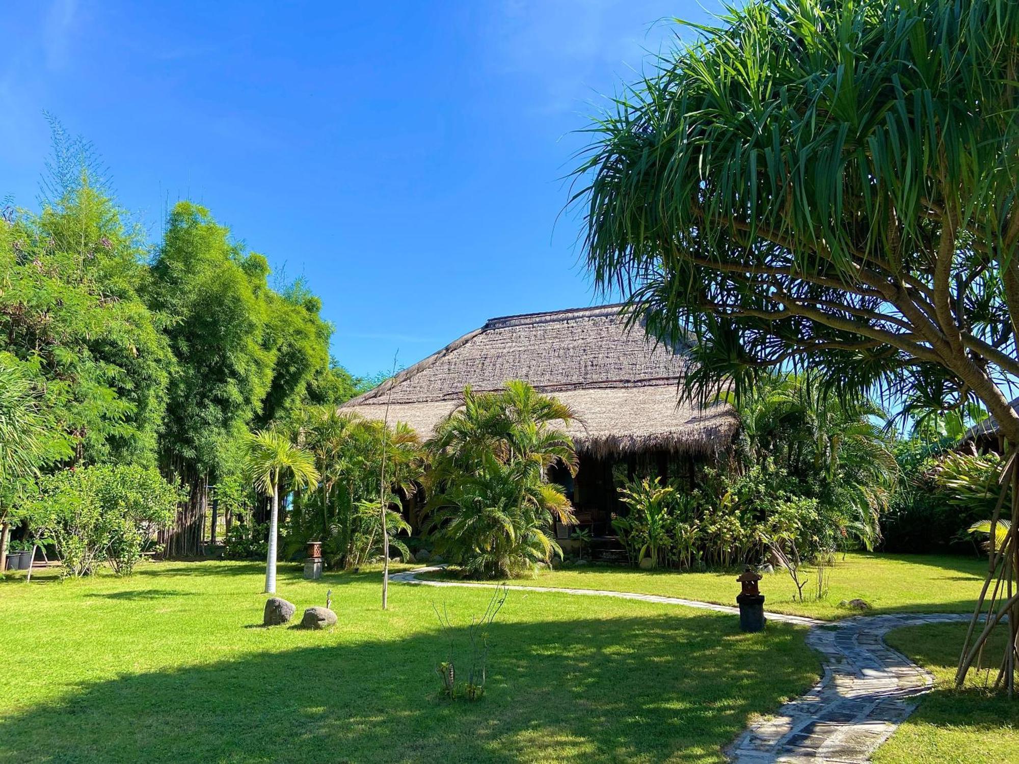 Sunia Loka Bungalows & Dive Center بيموتيران المظهر الخارجي الصورة